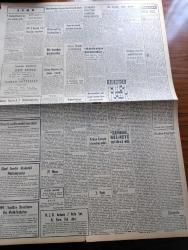 Vatan Gazetesi - 25 Ocak 1961 - Adnan Menderes'in İdamı İstendi - Savcı Nuri Togay Ahmet Hamdi Sezen Ve Servet Sezgin'in İdamını İstedi - 146. Madde - Hükümet Aleyhine Bir Teşkilat Kurmak İsteyenler Yargılandı - 28 Nisan Olayları Davasına 2 Şubat'ta Başlanılacak - Aziz Nesin'in Romanı Kağnı Gölgesindeki İt Yazı Dizisi - 2. Cumhuriyete Doğru Yazan Doktor İsmet Giritli - Temsilciler Meclisi Üyelerini Tanıtıyoruz - Vefik Pirinççioğlu - Hıfzı Oğuz Bekata - Bugün Bu Gece Tiyatro Ve Sinema Programı - Eichmann Onları Egzost Gazı İle Zehirliyorlardı - Piyanist Raffi Petrossian Geliyor - Taş Devri Çizen Mıstık - Tonton Agah Çizgi Roman Sade - Galatasaray Hapoel Basketbol Maçı - Federasyon Kulüplere 140 Bin Lira Yardımda Bulundu - Samim Uygun'un Lisansı Yine Ele Alındı - Bu Hafta Yapılacak Basketbol Maçları - Çanakkale Geyikli Olaylarının Duruşması - Şevket Soley Antrenör Davası - Boğaz Faciası Bir Cinayettir - Şefik Erensü Paris'e Gitti - Kraliçe Zeyn - Gezici Okul -  Efes'te Büyük Bir Şehir.