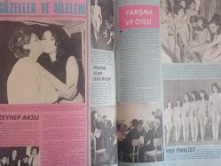 Pazar Haftalık Aktüalite Sinema Tiyatro Müzik ve Magazin Dergisi - 20 Mayıs 1962 - Sayı:297 - Sayı:556 - Yelda Gürani - Semiramis Pekkan - Kemal Öncü - Türkan Şoray kanunu için ne dediler? - İrfan Ünal - Metin Erksan - Ertem Eğilmez - Orhan Elmas - Yücel Hekimoğlu - Ayhan Işık - İki Ayda 8 kilo verdi - Esen Püsküllü ''tek arzum var'' diyor o da ''anne olmak'' - Nevin Nuray esmer oldu - Doğan Gürün - 1967 Güzellik Yarışması - Deniz Zorlu - Kemal Kınacı - Kayhan Türkçü - Zeynep Aksu - Dereceleri paylaştılar - Deneme filmi çekilirken - Cem Karaca - Nalan Güngör - Piraye Uzun - Suzan Mohaç - Selmin Ekşigil - Üç kuşak bir arada - Semiramis Pekkan yıllardır özlemini çektiği aşka kavuştu - Kemal Öncü - Aşk bu olsa gerek - Hanımlar sizin için Zeynep Berk - Sadri Alışık - Çolpan İlhan'ın falına bakıyor - Yeşilçam'ın ilk lolitası Hilal Esen açıklıyor - VOG EVA Külot Reklamı - ''Havva Cennetten ben de okuldan kovuldum'' Nilüfer Koçyiğit fotoğraf ve haberi - Tam Takım Dergi