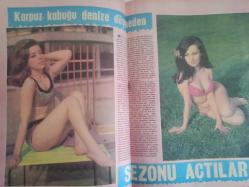 Pazar Haftalık Aktüalite Sinema Tiyatro Müzik ve Magazin Dergisi - 8 Nisan 1967 - Sayı:550 - Filiz Akın - Devlet Devrim: ''Bundan sonra ben de fiyatımı artıracağım'' diyor - ''Hepsi dedikodu'' - Esen Püsküllü - Yücel Uçanoğlu - VOL Bali çorapları - Miss Maria Dornier - 1967 Türkiye Güzelini Seçiyor - Miss Margareta Arvidsson - Karpuz kabuğu denize düşmeden - Sevim Emre - ''Her filmde aşk yeniden başlar'' - Hülya Koçyiğit - Salih Güney - Sevdağ Ferdağ, Süleyman Turan'ın kahve falına bakıyor - Sahneden - Aydın Arıt - 300 Genç Kız - filiz Akın için kulüp kuracak fotoğraf ve haberi - Tam Takım Dergi