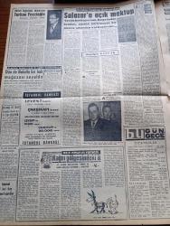Vatan Gazetesi - 3 Şubat 1961 - Anayasayı Çiğneyen Gençliğe Ateş Açan 118 Sanık Adalet Önünde - İhtilalin Büyük Davası Başladı - Bumin Yamanoğlu Sürüklediği Öğrenciyi Sivil Polis Sanmış - İmar Bakanı Fehmi Yavuz Dün İstifa Etti - 3. Parti'ye İsim Bulundu Yeni Türkiye Partisi - 1500 Maden İşçisinin İşine Son Verildi - Balık Akını Devam Ediyor - Milli Eğitim Bakanı Turhan Feyzioğlu - İhtilalci Yüzbaşı Galvao'dan Salazar'a Açık Mektup - Aziz Nesin'in Romanı Kağnı Gölgesindeki İt Yazı Dizisi - Yabancı Memleketlerde Bulunan Amerikalılar Geriye Çağırılmıyor - Oktay Akbal Köşe Yazısı - Emil Galip Sandalcı Köşe Yazısı - Eichmann Yahudiler Disiplinli Olarak Naklediliyordu - Taş Devri Çizen Mıstık - Tonton Agah Çizgi Roman Sade Yalçın - 1960 Amerikası Yazan Doçent Doktor Nermin Abadan Yazı Dizisi - Asrın Davası Yassıada Duruşmaları - Fenerbahçeliler Kongresi - Şeref Has Kadroda Var Fakat Sakat - Voleybol Lig Maçları Bu Hafta Sona Eriyor - Zeki Şahin'in Aldığı Emir - Ödenek Davası - Milli Lig