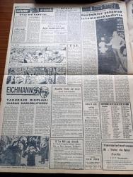 Vatan Gazetesi - 3 Şubat 1961 - Anayasayı Çiğneyen Gençliğe Ateş Açan 118 Sanık Adalet Önünde - İhtilalin Büyük Davası Başladı - Bumin Yamanoğlu Sürüklediği Öğrenciyi Sivil Polis Sanmış - İmar Bakanı Fehmi Yavuz Dün İstifa Etti - 3. Parti'ye İsim Bulundu Yeni Türkiye Partisi - 1500 Maden İşçisinin İşine Son Verildi - Balık Akını Devam Ediyor - Milli Eğitim Bakanı Turhan Feyzioğlu - İhtilalci Yüzbaşı Galvao'dan Salazar'a Açık Mektup - Aziz Nesin'in Romanı Kağnı Gölgesindeki İt Yazı Dizisi - Yabancı Memleketlerde Bulunan Amerikalılar Geriye Çağırılmıyor - Oktay Akbal Köşe Yazısı - Emil Galip Sandalcı Köşe Yazısı - Eichmann Yahudiler Disiplinli Olarak Naklediliyordu - Taş Devri Çizen Mıstık - Tonton Agah Çizgi Roman Sade Yalçın - 1960 Amerikası Yazan Doçent Doktor Nermin Abadan Yazı Dizisi - Asrın Davası Yassıada Duruşmaları - Fenerbahçeliler Kongresi - Şeref Has Kadroda Var Fakat Sakat - Voleybol Lig Maçları Bu Hafta Sona Eriyor - Zeki Şahin'in Aldığı Emir - Ödenek Davası - Milli Lig