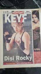 HÜRRİYET KEYİF GAZETESİ -  13 EKİM 2002 - DİŞİ ROCKY  - JENNİFER LOPEZ , DAYAĞA MARUZ KALAN KADININ İNTİKAMI - POPOSU 300 MİLYON DOLARA SİGORTALI - ATEŞ KRALLIĞI , GERÇEK HAYATTAN  KURTULMAK İSTEYENLERE - SEKS BATAKHANELERİ - HALLE BERRY'Yİ ÇİKOLATA KIZIN ŞEKER DERDİ - SHARON STONE , FEDAKAR ABLA - HANNİBAL PARA BASIYOR - ALPACINO - REHA ERUŞ , GONG Lİ RÖPORTAJ ÇİN SİNEMASI 'NIN İKONU -
