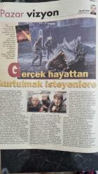 HÜRRİYET KEYİF GAZETESİ -  13 EKİM 2002 - DİŞİ ROCKY  - JENNİFER LOPEZ , DAYAĞA MARUZ KALAN KADININ İNTİKAMI - POPOSU 300 MİLYON DOLARA SİGORTALI - ATEŞ KRALLIĞI , GERÇEK HAYATTAN  KURTULMAK İSTEYENLERE - SEKS BATAKHANELERİ - HALLE BERRY'Yİ ÇİKOLATA KIZIN ŞEKER DERDİ - SHARON STONE , FEDAKAR ABLA - HANNİBAL PARA BASIYOR - ALPACINO - REHA ERUŞ , GONG Lİ RÖPORTAJ ÇİN SİNEMASI 'NIN İKONU -