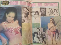 Pazar Haftalık Aktüalite Sinema Tiyatro Müzik ve Magazin Dergisi - 29 Mayıs 1970 - Sayı:714 - Filiz Akın - Feri Cansel - Tülin Elgin Yeşilçam'ın bonolarından iyice yılmış - Leyla Sayar - Fikret Hakan - Yurda Döndü - Gani Turanlı - Nazan Şoray'ın son sevgilisi genç bir şarkıcı - Yaşar Tunalı - Engin Çağlar - Kemal Tamer - Filiz Akın ünlü şarkıcının partöneri oldu - Dünya turundan önce Zeki Müren tekrar film çeviriyor - Sami Hazinses - Meltem Mete - Lale Belkıs - Totex şampuan reklamı - Ambra Buzdolabı Reklamı - Yılların eskitemediği kişi Özel Türkbaş - Tamer Yiğit Ringo oldu - Figen Han da bol bol soyundu - Leyla Sayar: ''Ölümsüz aşkların kadını'' - Muzaffer Tema - Semih Sergen - Orhan Günşiray - Semih Tuğluy- PURO Sabun Reklamı - Safa Önal - Türker İnanoğlu - Çetin Gürtop - Aliye Rona - Hulusi Kentmen - Avni Dilligil - Feri Cansel eskiden böyle soyunurdu - Doctor Renaud Krem Reklamı - Engin Çağlar - Hülya Darcan - Uğur Güçlü unutuldu Nazan Şoray rafa kaldırıldı - Tam Takım Dergi