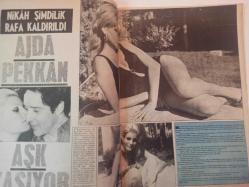 Pazar Haftalık Aktüalite Sinema Tiyatro Müzik ve Magazin Dergisi - 19 Haziran 1970 - Sayı:717 - Piraye Uzun - Ülkü Özen bir karar verse! - Nuri Sesigüzel - Erol Altınışık - Türkan Şoray ihtiyarladı! - Osman Faruk Seden - Ekrem Bora - Figen Han-  Ajda Pekkan aşk yaşıyor - Cömert Baykent - Selda Alkor bir fotoroman denemesi - Cihangir Gaffari - Ayşin Atav - Erol Tezeren - Güzin Özipek - Aydın Tezel - Kartal Tibet - Sedat Oğuz - Figen Say tekrar dönüş yaptı - Persil Deterjan Reklamı - Puro Sabun Reklamı - Piraye Uzun'a saçtan bikini diktiler - Yıldızlar eğlendi - Oya Peri - Ülkü Özen - Enign Çağlar - Nurettin Sabuncu - Bilgin Senher - Uğur Güçlü - Feri Cansel - İrem Doğan - Gülseren Aydın - Atilla Ergün - Hüseyin Zan - Yusuf Sezer - Yılmaz Köksal - Gülseren Aydın - Münir Özkul - Plaj panayır yerine döndü fotoğraf ve haberi - Tam Takım Dergi