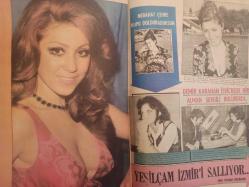 Pazar Haftalık Aktüalite Sinema Tiyatro Müzik ve Magazin Dergisi - 11 Eylül 1970 - Sayı:729 - Selma Güneri - Meltem Mete - Şantöz Gülay Alp - Soyunan şarkıcı Gülay Alp İsveç yolunda - Sahnenin Liraları Güzel Ama - Arzu Okay aranılan isim oldu - Safa Önal - Ayhan Işık - Salih Güney - Zühal Aktan - Seher Şeniz'i Yeşilçam paylaşamıyor - Ursula Andress - John Derek'den kurtulup Belmondo'ya sığınan Ursula değişik bir kadın oluvermişti - Belgin Doruk 7 ay sonra tekrar kamera önünde - Nebahat Çehre küpü dolduradursun - Nebahat Çehre - Yeşilçam İzmir'i sallıyor - Sadri Alışık - Çolpan İlhan - Kerem Alışık - Ayfer Feray - Nilüfer Koçyiğit - Fatma Girik - Lolita annesiyle barıştı - Tursil Deterjan Reklamı - Adnan Şenses'le Ülkü Özen'in oynadıkları fotoroman tamamlandı - Engin Çağlar - Kayıp aktör bulundu - Birsen Kaya fotoğraf ve haberi - Tam Takım Dergi