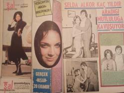 Pazar Haftalık Aktüalite Sinema Tiyatro Müzik ve Magazin Dergisi - 16 Ekim 1970 - Sayı:634 - Zuhal Aktan - Nazan Şoray - Emel Sayın sinemada ikinci filmini tamamladı -Hüseyin Baradan - Ayhan Işık - Murat Soydan - Arzu Okay dördüncü filmini Antalya'da tamamlıyor - Bayan Çıplak Mine Soley - Selda Alkor kaç yıldır aradığı mutluluğa kavuşuyor - Brigitte Bardot - Gigi Rizzi - Gunter Sachs - BeMa Makarna Reklamı - Birsen Ayda ''Değme jokeylere ders verirsem şaşırmayın'' diyor - OMO Deterjan Reklamı - Nuray Özpınar - Demir Karahan - İzzet Günay - Ece Cansel - POND's krem reklamı - Figen Han - Funda Gürçen - Gölsel Arsoy - Gülgün Erdem - Güzin Özipek - Figen Say nişanlısı Sedat Oğuz'u razı etti - Turgut Demirağ, Nazan Şoray'ı tiyatrosunda oynatmak istiyor - Zuhal Aktan harıl harıl imtihanlara hazırlanıyor fotoğraf ve haberi - Tam Takım Dergi
