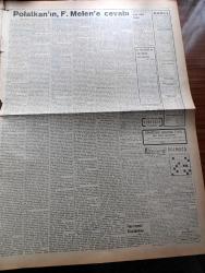 Vatan Gazetesi - 16 Nisan 1953 - Ahmet Emin Yalman Köşe Yazısı - Paramızın Kıymeti Değişmeyecektir - Hasan Polatkan Ferit Melen'in İthamlarına Cevap Verdi - Milli Tesanüt Birliği Toplantısı -  Kızıl Esirler Geri Dönmek İstemiyor -  Yaz Saatini Bu Sene De Unutmayalım - Güreşçilerimiz Antremana Başladı - Kadınlar Tekkesi Yazan Refik Halid Karay Yazı Dizisi - Doktor Tarık Zafer Tunaya Köşe Yazısı -  Aksaray'da Numune Pazarı Açılacak -  Güney Afrika'da Seçimler Başladı - Fotoğraflarla Haberler - Paralel Plastik Müzik - Kremlin'in Yeni Hükümdarı Georgie Malenkov Yazan Albay İlya Molin Yazı Dizisi - Akbank'ın Beşiktaş Ajansı Açıldı - Macera Bu Akşam Başlıyor Yazan Robert Collard Yazı Dizisi - Öğretim Eğitim gençlik - Güreşçi Osman Kambur Ve Tevfik Yüce Antremanda - Ankara Demirspor Futbolcuları Avrupa Turnesine Çıkıyor - Radyolin Diş Macunu - Arı Bisküvileri - Sana Nebati Margarin - Derman Ağrı Kesici - Türkiye İş Bankası - Altemur Kılıç İran'dan Geliyor - Güzin Erişken Müşahede Altında