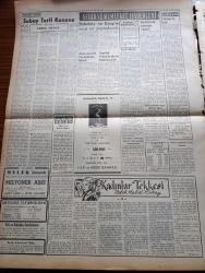 Vatan Gazetesi - 15 Nisan 1953 - Ahmet Emin Yalman Köşe Yazısı - Almanya İle Ticaret Görüşmeleri Başlıyor - Savcılık Güzin Erişken'i Bakırköy Hastanesinden Çıkarttı - Altemur Kılıç Tahran'dan Bildiriyor İran Şahı Tarafından Kabul Edildim - Tahran'da Nümayişler Oldu - Hasta Esirler Kuzey Kore'den Hareket Etti - Kadınlar Tekkesi Yazan Refik Halid Karay Yazı Dizisi - Subay Terfi Kanunu - Bakırköy Ve Eyüp'te Ucuz Ev Yaptırılacak - Şehir Tiyatrosu İçin Yeni Bir Talimatname Hazırlandı - Madalya Alacak Kore Kahramanları - Sovyetler'in Petrol Siyaseti Nedir - Profesör Cemil Topuzlu'nun Meslek Hayatına Ait Hatıralar Yazan İhsan Ada Yazı Dizisi - Kibar Tuvalet Sabunu - Macera Bu Akşam Başlıyor Yazan Robert Collard Yazı Dizisi - Atatürk Heykeli Karşılaşmaları - Pazar Günü Fenerbahçe İle Galatasaray Karşılaşıyor - Borsa - Good Year Lastikleri - Arı Unları