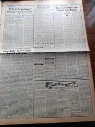 Vatan Gazetesi - 15 Nisan 1953 - Ahmet Emin Yalman Köşe Yazısı - Almanya İle Ticaret Görüşmeleri Başlıyor - Savcılık Güzin Erişken'i Bakırköy Hastanesinden Çıkarttı - Altemur Kılıç Tahran'dan Bildiriyor İran Şahı Tarafından Kabul Edildim - Tahran'da Nümayişler Oldu - Hasta Esirler Kuzey Kore'den Hareket Etti - Kadınlar Tekkesi Yazan Refik Halid Karay Yazı Dizisi - Subay Terfi Kanunu - Bakırköy Ve Eyüp'te Ucuz Ev Yaptırılacak - Şehir Tiyatrosu İçin Yeni Bir Talimatname Hazırlandı - Madalya Alacak Kore Kahramanları - Sovyetler'in Petrol Siyaseti Nedir - Profesör Cemil Topuzlu'nun Meslek Hayatına Ait Hatıralar Yazan İhsan Ada Yazı Dizisi - Kibar Tuvalet Sabunu - Macera Bu Akşam Başlıyor Yazan Robert Collard Yazı Dizisi - Atatürk Heykeli Karşılaşmaları - Pazar Günü Fenerbahçe İle Galatasaray Karşılaşıyor - Borsa - Good Year Lastikleri - Arı Unları