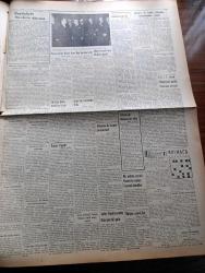Vatan Gazetesi - 15 Nisan 1953 - Ahmet Emin Yalman Köşe Yazısı - Almanya İle Ticaret Görüşmeleri Başlıyor - Savcılık Güzin Erişken'i Bakırköy Hastanesinden Çıkarttı - Altemur Kılıç Tahran'dan Bildiriyor İran Şahı Tarafından Kabul Edildim - Tahran'da Nümayişler Oldu - Hasta Esirler Kuzey Kore'den Hareket Etti - Kadınlar Tekkesi Yazan Refik Halid Karay Yazı Dizisi - Subay Terfi Kanunu - Bakırköy Ve Eyüp'te Ucuz Ev Yaptırılacak - Şehir Tiyatrosu İçin Yeni Bir Talimatname Hazırlandı - Madalya Alacak Kore Kahramanları - Sovyetler'in Petrol Siyaseti Nedir - Profesör Cemil Topuzlu'nun Meslek Hayatına Ait Hatıralar Yazan İhsan Ada Yazı Dizisi - Kibar Tuvalet Sabunu - Macera Bu Akşam Başlıyor Yazan Robert Collard Yazı Dizisi - Atatürk Heykeli Karşılaşmaları - Pazar Günü Fenerbahçe İle Galatasaray Karşılaşıyor - Borsa - Good Year Lastikleri - Arı Unları