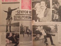 Pazar Haftalık Aktüalite Sinema Tiyatro Müzik ve Magazin Dergisi - 9 Nisan 1971 - Sayı:759 - Selma Güneri - Türkan Erden - Turgut Özatay - İrfan Atasoy - Feri Cansel - Hayati Hamzaoğlu - Yeşilçam'ın güzel anneleri 3 - Figen Say - Quink mürekkep reklamı - Gamze Öz Avrupa'ya, Afrika'ya çalışmak için giden dansözlere çok şaşıyor - TAT Ezo Gelin Çorbası Reklamı - ''Filmciler artık beni başrol de görmek istiyor'' - Persil Deterjan Reklamı - Ekrem Bora - Ekrem Bora - Senih Orkan - Reha Yurdakul - Ahmet Muhtar - Lale Oraloğlu - Erdoğan Uçak - Feyzi Tuna - Şeref Gedik - Doctor Renaud Krem Reklamı - Bir aşk hikayesi  - Tugay Toksöz ve Serpil Örümcer aşklarını ilk defa PAZAR'a açıyorlar - Nişan hazırlığı başladı - Hülya Darcan - Tanju Korel - Ülkü Özen - Cafer Bayrasgele! - Nejat Uygur - Serpil Gül - Cilalı İbo - Feridun Karakaya fotoğraf ve haberi - Tam Takım Dergi
