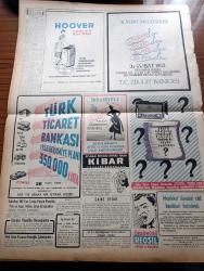 Vatan Gazetesi - 18 Şubat 1953 - Ahmet Emin Yalman Köşe Yazısı - Sait Bilgiç'in Dün Mecliste Çevirmek İstediği Manevra - Milletvekilleri Bütçeyi Tenkid Ettiler - Malatya Suikast Davasında Bir  Sanık Serbest Bırakıldı - Büyük Doğu Gazetesi - Japon Güreş Takımı Ankara'da 7 1 Yenildi - Türkiye'nin NATO'ya Girişinin Yıldönümü - Eisenhower İlk Basın Toplantısını Yaptı - Ankara Ve Çarşamba'da Dün Çaylar Taştı - Kore'de İki Türk Erinin Kahramanlığı -  Kadınlar Tekkesi Yazan Refik Halid Karay Yazı Dizisi - Hasan Refik Ertuğ Köşe Yazısı - Hoş Memo Karikatür - Japon Güreş Takımı - İsrail'deki Ruslar Ayrılıyor - Pariste Günün En Büyük Sanat Hadisesi İdil Biret'in Konseri - Türkiye Grekoromen Birincilikleri - Habeş Güneşi Yazı Dizisi - Türk Ticaret Bankası - Hoover Çamaşır Makinesi - Reosil Öksürüğü Keser - Pigal Naylon Çorapları - İstanbul Ankara İzmir Radyosu Programı - Haşim Mardin'e Ait Raman Gemisi Bremen'den Kaçarken Yakalandı - Hastalanan Leyla Gencer'e Resimde Buket Veriliyor