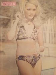 Pazar Haftalık Aktüalite Sinema Tiyatro Müzik ve Magazin Dergisi - 14 Haziran 1974 - Sayı:925 - Gökben - Figen Han - Bahar Erdeniz'i yeni kavalyesiyle birlikte Hilton Otelinin havuzunda yakaladı - Figen Han - Tamer Yiğit - Senar Seven - Sevinç Pekin - Gönül Hancı - Senar Seven - Türkan Erdem - Gülistan Okan çıplaklık konusunda bayrağı kimseye bırakmıyor - Bu kaçıncı birleşme? - Arzu Okay - Seyhan Karabay - Patricia Gilda - ANUŞKA Dev Posteri - Arzu Okay - Seyhan Karabay - Senar Seven Yeşilçam'dan hemen kaçmak niyetinde - Silvana Mangona - Leyla Sayar - Evliliğimiz içyüzü - Sevgi Can - Tayfur Çakar - Sermet Serdengeçti - Yavuz Karakaş - Süleyman Bolat - Nükhet Duru - Bertha ile Claude misafir olarak yurdumuza gelmek istiyorlar fotoğraf ve haberi - Posterli Tam Takım Dergi