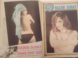 Pazar Haftalık Aktüalite Sinema Tiyatro Müzik ve Magazin Dergisi - 1976 Yılı - Sayı:963 - Emel Sayın - Melek Görgün - Seyyal Taner mesleğini seviyor ama dertli - Yıldıray Çınar - Berna Egeli - Sema Eyüpoğlu - Belgin doruk - Elif Pektaş - Selma Güneri - Yılmaz Güney- Muammer Karaca - Özden Yüce - Mete İnselel - Senar Seven - Aydemir Akbaş - Reha Yurdakul - Mualla Sürer - Murat Köseoğlu - Kadir savun - Mürüvvet Sim - Selma Güneri - Yusuf Sezgin - Seher Şeniz başrole evet dedi - Ünlüler Albümü: Nazan Şoray - Demir Karahan - Tarık Tibet - Tanju Korel - Ayhan Işık - Altan Bozkurt - Semih Evin - Kemal Kan - Tugay Toksöz - Uğur Güçlü - Nuri Sesigüzel - İzzet Günay - Tugay Toksöz - Yılmaz Duru - Nazan Şoray - Mete İnselel - büyük aşkı Romalı Perihan'ı terk ediverdi - Piyasada Salih Güney'den şikayetçi olmayan kalmadı - Bülent Ersoy'un fendi ''Zeki Müren''i Yendi - Oya Peri ''İşime dört elle sarılacağım'' dedi fotoğraf ve haberi - Tam Takım Dergi