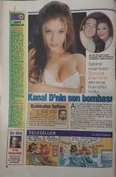 MİLLİYET OSCAR TV MAGAZİN DERGİSİ-MİLLİYET-OSCAR-MAGAZİN-DERGİ-26 EKİM-1 KASIM-1996-YIL:5-SAYI:212-KAPAK-FOTOĞRAF-RÖPORTAJ-BANU ARABOĞLU-BEBEK YÜZLÜ SUNUCU-YALÇIN DÜMER-EKRANI SEVDİ-EBRU YAŞAR-ÇOK DERTLİ-KANALD 'NIN SON BOMBASI-TV-TİYATRO İLE BİRLİKTE*KAYHAN YILDIZOĞLU-SEKSİ MANKEN-SEVDA DEMIREL-GÜVEN KIRAÇ-YENİ BAYAN PAPARAZZI-EKRANA POSTU SERDİ-EBRU GÜNDEŞ-OYA'NIN CAFESİ-OYA BAŞAR-ÇOCUKLAR GİBİ ŞEN-AYDAN BURHAN-ERKAN CAN-ALEV KAPANI-MAVİ GÖL-BROOKE SHIELDS-PEMBE DİZİLERDE NELER OLACAK-HAYAT AĞACI-YALAN RÜZGARI-GİZEMLİ KADIN-ANNELERİN KABUSU-FENILKETONÜRİ-YAŞLILIĞI DURSURAN BESINLER-SIRT SAĞLIĞI-AĞIZ TADI-PİRİNÇ KÖFTESİ-BADEMLI TURTA-BROKKOLI GRATEN-MÜZİK-HAVALI VE PARASIZ-HER DEM YENİ TÜRKÜ-KIRMIZIGÜL GEÇ AÇTI-MAHSUN KIRMIZIGÜL-EVLENIYOR-ASYA