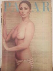Pazar Haftalık Aktüalite Sinema Tiyatro Müzik ve Magazin Dergisi -9 Aralık 1976 - Sayı:1055 - Bahar Erdeniz - Mary York - Sezer Güvenirgil at yarışına merak saydı - Nigar Uluerer - Esin Engin - Uğur Böcekleri Yalçın - Kadir İnanır - Aysun Güven'in küçük yeğeni de artist oldu - Sevgilisinden ayrılan Nazan Adalı eğleniyor - Ali Poyrazoğlu'nun parolası ''dur konuşma sus söyleme'' - Oya Başar - Gülşen Gürsoy - Nilgün Belgün - Erden Mısırlı - Romalı Perihan Roma tatilinde - Ceyda Karahan hareme kapandı - Aynur Aydan şarkıcılığa İzmir'de başladı - Esin Engin - Selma Güneri - Kadir İnanır neden bir araya gelemediler? - Bahar Erdeniz, Hakan Balamir'le birlikte oynadığı son filmini yeni bitirdi - Seyyal Taner - Arda Uskan bir türlü nikah masasına oturamıyor - şantöz Yaprak ''Zirve yarışında ben de varım'' diyor - On yıllık aşkından ayrılan Mine Soley sahneye dönüş yaptı - Ülkü Özen - Yalçın Ateş hem iş hem aşk ortaklığı kurdu - Linda Waters fotoğraf ve haberi - Tam Takım Dergi