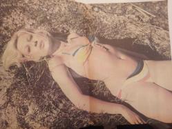 Pazar Haftalık Aktüalite Sinema Tiyatro Müzik ve Magazin Dergisi - 1974 Yılı - Sayı:962 - Feri Cansel - Gülistan Okan - Yeşilçam'ın iki genç kızı Zeynep Değirmencioğlu ve Beyza Başar'ın keyiflerine diyecek yoktu - Aykut Bora - Sevda Nur yine kayboldu - Senar Seven gizlice nişanlandı - Pakize Suda Dev Posteri - Ünlüler Albümü: Kartal Tibet - Peyami Safa - Hülya Koçyiğit - Reşat Nuri Güntekin - Osman F. Seden - Türkan Şoray - Filiz Akın - Kartal Tibet - Türker İnanoğlu - Fatma Girik - Metin Erksan - Filiz Akın - zeki Ökten - Hale Soygazi - Memduh Ün - Türkan Şoray - Mehmet Arslan - Hülya Koçyiğit - Ertem Eğilmez - Suat Yalaz - Ayhan Işık - Muhteşem Marilyn Monroe - Clark Gable - John Huston - Eileen Heckart - Patrick Rolland - Hülya Koçyiğit - Romalı Perihan - Belgin Doruk - Fatma Belgen - Nebahat Çehre - Elif Pektaş - Arzu Okay - Kadir İnanır - Prenses Banu fotoğraf ve haberi - Posterli Tam Takım Dergi