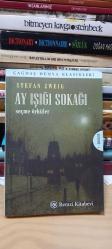 Ay Işığı Sokağı-Seçme Öyküler