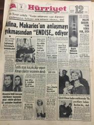 HÜRRİYET GAZETESİ 3 ARALIK 1967 YIL 20 SAYI :7041---Atina ,Makarios un anlaşmayı yıkmasından endişe ediyor ---Çağlayangil :Yunanistan la mutabıkız dedi ---Tarihi eşya kaçakçılığı  yapan Alman doktor nezarete alındı ---Maliye Bakanı Yeni Vergi Yok Dedi ---İnönü ,CHP ye oy vermedikleri için  ,işçilere  sitemde bulundu ---Almanya da ki karısını fabrikanın kapısında mini -etekle görünce 35 yerinden bıçaklandı ---Vance ,Lefkoşa da Makarios u iknaa çalışıyor ---Güzel Alman kadını mahkemede  bu çocukların  babası İbrahim dir dedi ---Gıda maddelerin satışı son 10 gün içinde yüzde 80 arttı ---Mini eteğin daha da kısalmasını istiyorum ----Bir manken kaba elinden ameliyatla alınan dövmeyi satanlardan tazminat istedi ---Fenerbahçe -Göztepe---Liderliği korumakta azimliyiz --Fikrim değişti Göztepe den korkmuyorum ---Beşiktaş rahat kazandı :3-0---Eskişehirspor Ankara da 1-0 galip geldi ---Dean Rusk Kıbrıs için U-Thant la görüşecek ---Bugün Mübarek Ramazan ---Dış ülkelere 300 öğrenci gönderilecek ---