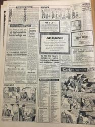 HÜRRİYET GAZETESİ 30 KASIM 1967 YIL :20 SAYI :7038---Jetlerimiz Makarios un sarayı üzerinde uçtu ---Yunanistan Kıbrıs ta Yeniden Asker Çıkardı ---Edirne sınırında sahte pasaportlu güzel bir Rum kadın yakalandı ---İnönü aldatılmak istemiyoruz ---İki sene ırgatlık yapan 70 lik baba ,Mehmet in  kemiklerini bir torbaya koyup köye götürdü ---Çağlayangil :Tutumumuz değişmedi diyor ---NATO :Sekreteri Brosio :Henüz bir anlaşma yok dedi ---Özel okullar genel teftişe tutulacak ---Büyü için oğullarına işkence yapan karı-koca  tutuklandı ---Hollanda da elçiliklerde  çalışan  sekreterler Türk  Gecesi tertiplendi ---Bursaspor İzmirspor u Kupadan eledi :2-1---Fenerbahçe yi yenmek bizim için zor değil ---Hakkı Yeten H.Tepe Maçı Beşiktaş için dönüm noktası olacak dedi ---Bir hiç yüzünden beni mahvettiler ---Türkiye nin en kısa  boylu  forveti 9 maçta  49 gol attı ---Madeni yağ karışık zeytinyağı ,kanser  ve zatürree yapıyor ---Mumyalar Vadisinde 900 yıllık  ceset ve kiliseler  var ---