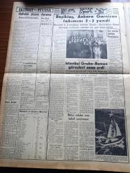 Vatan Gazetesi - 2 Mart 1953 - Millet Partisinin İstikbali Yazan Ahmet Emin Yalman Köşe Yazısı - İran'da Durum Çok Vahim - Nato'da Büyük Bir Tatbikat Yapılacak - Yeni Bir Sıtma İlacı - Yunan Ve Yugoslav Dış Bakanları İstanbul'da - Kore Savaşı 30 Yıl Sürebilir - Balkan Andlaşması İçin Borba'nın Bir Yazısı - Suriye Sınırında Kaçakçılarla Çarpışma Oldu - Kadınlar Tekkesi Yazan Refik Halid Karay Yazı Dizisi - Kadıköy İskelesi Gişeleri Soyuldu - Komünist Çin'de Seçimler Yapılacak - Mısır'da Bir Komünist Teşekkülü Meydana Çıkarıldı - Schröder Liliom Temsilini Övdü - Uzakdoğu'dan Hakikatler Ve Masallar Yazan Altemur Kılıç Yazı Dizisi - Yazar Dernekleri - Meksika Yazan Leyla Kara Yazı Dizisi - Macera Bu Akşam Başlıyor Yazan Robert Collard Yazı Dizisi - Amerika'dan Vatan'a Yazan Sara Ertuğrul Yazı Dizisi - Puro Tuvalet Sabunu - Beşiktaş Ankara Garnizon Takımını 5 3 Yendi - Dünya Ordulararası Futbol Şampiyonası - İngiltere Kral Kupas Maçları - Ordu'da Stadyum İnşaatı