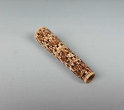 Ağızlık, Kemik AĞIZLIK Kemik Malzemeden Mamul, Eski Dönem, Ağızlık, 7.5 cm Uzunluğunda..