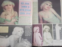 Pazar Haftalık Aktüalite Sinema Tiyatro Müzik ve Magazin Dergisi - 10 Mart 1977 - Sayı:1068 - Melinda Delon - Müşerref Tezcan - Feri Cansel Ölümün Eşiğinden Döndü - Pakize Suda Yeni Filmiyle Yine Yeşilçam'da - Sezen Cumhur Önal - Merih Akalın - Aydan Adan TV Ekranına Geliyor - İnci Günay - Hamiyet Eren - Füsun Özben - Deniz Erkanat - Meral Zeren Ses Tellerinden Ameliyat Olacak - Selami Şahin - Mualla Omay Sessizce Evlenmişti Yine Sessizce Ayrıldı - Özgürlüğe Kavuşan Mualla Omay Yine Sinemaya Dönüyor - Nükhet Duru - Neşe Alkan Sahnede En Büyük Desteğim Eşim Diyor - Müşerref Tezcan, Osman Faruk Seden'le her gün beş saat senaryo çalışıyor - Fikret Hakan - Eşref Kolçak - Mahmut Tezcan -Perihan Ateş dansözlüğü filmlerde de sürdürüyor - Müzisyen ailenin şuh kızı Felicity Buirski çıplak model oldu - Tatlı Carol'un soyundukça şansı açıldı fotoğraf ve haberi - Tam Takım Dergi