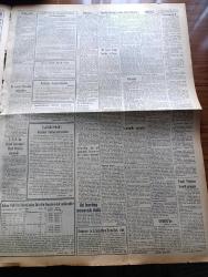 Vatan Gazetesi - 20 Ağustos 1961 - 30. İzmir Fuarı Bugün Açılıyor - Kennedy Amerikan Halkının Arkadaşlık Hislerini Bildirdi - Cemal Gürsel Bir Mesaj Gönderdi - Bozcaada Ve İmrozu İlhak İçin Teşebbüse Geçilmiş - Bir Kısım Yassıada Avukatları Yeni Türkiye Partisi'ne Girdi - CHP'de Genel Sekreteri Parti Meclisi Seçecek - Osman Bölükbaşı - Amerika Berlin'de Bulunan Birliklerini Takviye Ediyor - Eminsu'ların İfadesi Alındı - Kemal Tahir'in Romanı Yorgun Savaşçı Yazı Dizisi - İzmir Gazeteciler Sendikası Başkanı Abidin Oktay Vefat Etti - Havacılar Bir Kulüp Kurdular - Kültür Festivali Başlıyor - Brigitte Bardot - Marilyn Monroe - Elizabeth Taylor - Adnan Veli'den Fantezi - Galatasaray Hapoel'i Yendi - Beşiktaş Yenildi - 16. İstanbul Enternasyonal Tenis Turnuvası - At Yarışları - Galatasaray B  Takımı Fenerbahçe'yi Yendi - Terkos Gölü 4 Metre Yükselecek - Cemal Gürsel Seçimleri Yapacağız Dedi - Milli Birlik Komitesi Üyesi Ahmed Yıldız - Yeni Türkiye Partisi Genel Başkanı Ekrem Alican