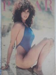 Pazar Haftalık Aktüalite Sinema Tiyatro Müzik ve Magazin Dergisi - 20 Ocak 1977 - Sayı:1061 - Sevim Tuna - Jilly Johnson - İlhami Gencer - Ümit Aksu - Sinan Bilsel - Ayten Alpman - Ayhan Işık'ın hastalanması Göksel Arsoy'un işine yaradı - Sebahat Filmer - Ayhan Işık - PEkcan Koşar - Süheyl Denizci - Süreyya Duru - Mesut Uçukan - Vedat Türkali - Yücel Çakmaklı - Osman Faruk Seden - Aynur Aydan Hollanda'da tutuklandı - Sibel Egemen her okula gidiyor, hem şarkı söylüyor - Aynur Akarsu - Puşkaş Ergun - Müjde Ar'ın filmde taktığı gözlükten gözleri bozuldu - Orhan Elmas - İsmail Hakkı Şen - Hüseyin Özşahin - Feri Cansel - Filiz Ersürel - Fikret Hakan - Sevim Tuna'nın artık yürüyen bir evi var - Marisa Mell, ülkesinde bol bol soyunuyor - şantöz Yaprak - Seçil Heper Yeşilçam'a ''Hayır'' TV filmine ''evet'' - Mine Sun'un sahne yaşamı başlamadan bitti - Selma Güneri - Çeler Doğan - Sema Koçak - Belgin Koçak - Kenan Özcan - Çetin Vural - İbrahim Kayan - Ünal Çulha - Mine Mutlu - Tam Takım Dergi