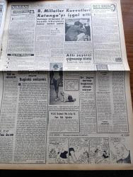 Vatan Gazetesi - 29 Ağustos 1961 - Generallere Ait Terfi Listesi Dün Açıklandı - Korgeneral Muhittin Önür Orgeneral Refik Tulga Korgeneral Oldu - Cumhuriyetçi Köylü Millet Partisi Kongresinde Osman Bölükbaşı Milli Birlik Komitesi Üyesi Fikret Kuytakla Birlikte - Osman Bölükbaşı 1310 Oy Alıp Başkan Oldu - Milli Birlik Komitesinde Yalnız Albay Mucip Ataklı General Olacak - İhsan Soyak 1962'den Sonra Petrol İthal Edilmeyecek Dedi - Ali Fuat Başgil Kasım Gülek'i Takdir Eder Ve Severim Dedi - Mustafa Kemal'in Türkiyesi Yazan Behçet Kemal Çağlar Köşe Yazısı - Uçakla İlk Defa Bugün Şeftali İhraç Edilecek - Galatasaray'ın Sol Beki Ahmet Berman Zina Halinde Yakalandı - Kemal Tahir'in Romanı Yorgun Savaşçı Yazı Dizisi - Birleşmiş Milletler Kuvvetleri Katanga'yı İşgal Etti - Gaziantep Kilis'te Bir Sinemada Panik Çıktı Altı Seyirci Çiğnenip Öldü - Noyan Amca Dert Dinliyor - Fenerbahçeli Nedim Doğan İşi Ucuz Atlatacak - Kasımpaşalı Futbolcu Ali İhsan'a Ait Karar Bugün - 4 Lü Futbol Turnuvası