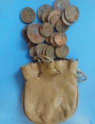 Kese,  Deri Para Kesesi,  İçinde Eski Avrupa Paraları İle Beraber.