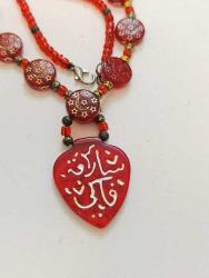 K25----CAMDAN DUA YAZILI HAC KOLYESİ