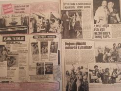 Pazar Haftalık Aktüalite Sinema Tiyatro Müzik ve Magazin Dergisi - 14 Temmuz 1977 - Sayı:1086 - Brian Aris - Zerrin Doğan - Berlin Festivali'nde Yılmaz Güney köşesi açıldı - Seyyal Taner - Yavuz Özışık eski aşkı Nazan Berk'e dönüş yaptı - Aynur Aydan 33. yaşına bastı - Nigar Uluerer - Saadet Sun - Ümit Şener - Deniz Erkanat - Semra Özdamar - Kemal Sunal - Zeki Ökten - Vedat Türkali - Çetin Gürtop - Gönül Hancı - Hüseyin Peyda - Yeni bir aşk mı doğuyor? - Kadir İnanır - Harika Değirmenci - Enis Fosforoğlu - Canan Perver - Temel Gürsu - Ferdi Tayfur - Sevda Ferdağ ''hızlı'' gidiyor - Nazan Şoray'a görücü geldi - Ceyda Karahan sinemayı unuttu - Semiha Yankı'yı nişanlısı Eyüp Öncü vitamin hapı ile besliyor - Bize Derler ''Kediler'' - Semra Şengül - Hülya Işıl - Mehtap Deniz - Jane Connors yıllık iznini çıplak geçirdi - Geraldine fotoğraf ve haberi - Tam Takım Dergi