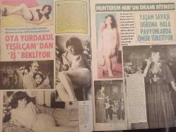 Pazar Haftalık Aktüalite Sinema Tiyatro Müzik ve Magazin Dergisi - 12 Mayıs 1977 - Sayı:1077 - Arzu Okay - Rita Powell - Murat Köseoğlu 75 Yaşında Öldü - Berna Tekçe ''Yarının tek kantocusu ben olacağım'' diyor - Kamuran Akkor'un assolistliği İzmir Fuarı'na ertelendi - Nalan Çöl'ün yaş gününde gizli aşkı da ortaya çıktı - Hayko - Alev Altın - Hale Hanzade - Aysel Günel - Ceyda Karahan - Serter Bağcan eczanesinde plak satıyor - Oya Yurdakul, Yeşilçam'dan ''İş'' bekliyor - Muhterem Nur'un Dramı bitmedi - 'Nesrin Topkapı'ya yol göründü - Arzu Okay'ı zor günler bekliyor - Bülent Ersoy, Nil Burak'a yaş gününde pırlanta bir yüzük taktı - Meral Zeren'e sahnede Selami Şahin güç veriyor - Yıldırım Önal - Figen Han - Yılmaz Güney Efsanesi - Ülkü Ülker'in yüksek sesle şarkı söylemesi yasak - Çıplak model Carol - Yağmurda Daha Seksi Görünüyor - Martı Yayınları Reklamı fotoğraf ve haberi - Tam Takım Dergi