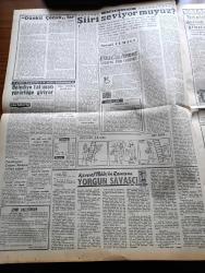 Vatan Gazetesi - 29 Temmuz 1961 - Fransa'nın Afrika Siyaseti Yazan Profesör Doktor Yavuz Abadan Köşe Yazısı - Ragıp Gümüşpala Şimdi De Basına Çatıyor - 147'ler Cemiyeti - Bir Gazete Kapatıldı - Hamza Ateş Genelevde Öldürülmüş - Yassıada Duruşmaları Kızı Refik Koraltan'ı Savunurken Ağladı - Camialtında Yolsuzluk Meydana Çıktı - Memleketçi Parti Adını Değiştirdi -  Yarbay Suphi Karaman 14'ler Bizimle Aynı Statüde Olmalı - Kemal Tahir'in Romanı Yorgun Savaşçı Yazı Dizisi - Şiiri Seviyor Muyuz Yazan Necati Cumalı Köşe Yazısı - Amerika'nın Yeni Rekor Bütçesi Bazı Tedbirleri Gerektiriyor - Türk Pilotlarının İdaresinde Jet Uçağı Atlantiği Geçti - Hoş Memo Karikatür - Kral Zogo Ve Arnavutluk Kraliçesi Jeraldin'in Hatıraları Yazan Nizameddin Nazif Tepedenlioğlu Yazı Dizisi - Bugün Bu Gece Sinema Tiyatro Programı - Tonton Agah Çizgi Roman Sade Yalçın - Stiv Roper Çizen Saundes ve Overgard - Fenerbahçeli Futbolcu Şeref Has Roma'da - Güreş Federasyonu Başkanlığına Getirilen Münir Çalışal Konuştu