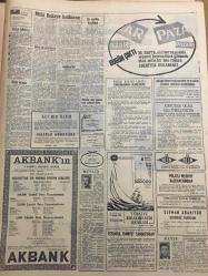 HÜRRİYET GAZETESİ 5 HAZİRAN 1965 YIL :18 SAYI :6140--Başbakan Antalya da İnandığınız Partiye Oy Verin Dedi ---İnönü :Milli Bakiye Kalkarsa Ortada AP ve CHP Kalır ---Türk -Yunan resmi görüşmesi iyimser bir hava içinde başladı --Uzaya çıkan White kapsüle zorla girdi ---22 bin maliyecinin  maaşı arttırılacak ---Gardiyana ilanı aşk eden üç kadın bir katili kaçırdı ---Ameliyatla 25 santim kısaldı ---Antakya da yirmi sene hapse mahkum on kişi bir fabrikada çalışıyor ----Fezaya gidiyorum diyerek kendisini pencereden attı ---Başkan Johnson Rus Halkına sulh için bir çağrıda bulundu ---Her şey 1 puan için ---Takım halinde ancak dördüncü olabildik ---Üç büyükler ,birbirinden oyuncu transfer  etmeyecek --Nebahat Çehre ,Miami de ki dünya güzellik  kraliçesi için iddialı ---Vah ! zavallı Ayhan Işık Yaralanmış --Beşinci bir yıldız  aranıyor --Fezaya gidiyorum diyerek kendisini pencereden attı ---Ayrı yaşadığı kocasını bir üniversiteli kızla  zina halinde yakaladı ---