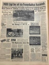 HÜRRİYET GAZETESİ  31 MAYIS 1965 YIL :18 SAYI :6135--Türkiye siyasi emniyet ve huzur içinde ---Aksoy :Yeni Petrol Arama Müsaadesi Vermiyorlar  Dedi ---Nubar Gülbenkyan ın azlettiği Başpiskopos  işimi bırakmam diyor ---Firari kaçakçı Sava Vafidis Kopenhag ta ---Bir ağa hakimin önünde toprağını almak istediği milyoneri vurdu ----Boğaz  a her gün turistik vapur  seferi yapılacak --Şüpheden kurtulmak için  katili ihbar edene otuz bin lira verecekler ----Kabul edilen yeni bütçe 14 milyar 851 milyon lira ----Denizcilik Bankası gemileri bir ayda 65 bin  yolcu taşıdı --Çeteciler ,iki Vietnam bölüğünü imha ettiler ---Milli Ligi  Bu Yıl da Fenerbahçe Kazandı --Beykoz un ümidi arttı ---Galatasaray :1 PTT :1--- Feriköy G.Birliğini de yendi : 3-1---5. Antalya Festivaline On Film İştirak Edecek ---Jackie ,hala Amerika nın 1 numaralı kadını ---Ali Han ın  sevgilsi Bettina ,foto muhabirliği ile hayatını kazanıyor ---