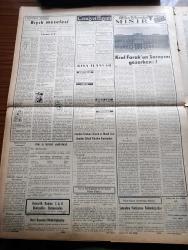 Vatan Gazetesi - 26 Nisan 1953 - Yeni Sovyet Siyasetinin Tahlili Yazan Ahmet Emin Yalman Köşe Yazısı - Pravda Gazetesi Başkan Eisenhower'e Cevap Verdi -  Çalışma Bakanı Hayrettin Erkmen Grev Her şeyi Halletmez Diyor - Kore'de Bugün 8 Türk Esiri İade Edilecek - Kıbrıs Hakkında Devam Eden Tahrikler - Kadınlar Birliği Kongresinde Gürültü - Lord Salisbury'nin 56 Yıl Evvelki Mühim Bir Sözü - Kadınlar Tekkesi Yazan Refik Halid Karay Yazı Dizisi - Güzel İstanbul'un Çirkin Binaları - İstanbul Belediye Sarayı Projesi Seçildi - Orta Doğu'ya Sokulan Uyuşturucu Maddeler - İstanbul Bankası Kuruldu - İtalya Macaristan Maçı 17 Mayıs'ta Yapılacak - Cemiyet Hayatı - Afrika Yollarından Mısır Yazan Tunç Yalman Yazı Dizisi - Arı Unları - Deutz Motörleri - Derman Ağrı Kesici - Squibb İlaclsri- Jawa Motosikletleri - Yunan Vima Gazetesine Göre Patrikhane Seçimlerine Müdahale Edilmiş - Hollywood Artistlerinden June Haber Manastırda - Milli Eğitim Bakanı Rıfkı Salim Burçak İstanbul'da - Savarona Takımı