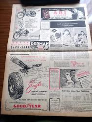 Vatan Gazetesi - 26 Nisan 1953 - Yeni Sovyet Siyasetinin Tahlili Yazan Ahmet Emin Yalman Köşe Yazısı - Pravda Gazetesi Başkan Eisenhower'e Cevap Verdi -  Çalışma Bakanı Hayrettin Erkmen Grev Her şeyi Halletmez Diyor - Kore'de Bugün 8 Türk Esiri İade Edilecek - Kıbrıs Hakkında Devam Eden Tahrikler - Kadınlar Birliği Kongresinde Gürültü - Lord Salisbury'nin 56 Yıl Evvelki Mühim Bir Sözü - Kadınlar Tekkesi Yazan Refik Halid Karay Yazı Dizisi - Güzel İstanbul'un Çirkin Binaları - İstanbul Belediye Sarayı Projesi Seçildi - Orta Doğu'ya Sokulan Uyuşturucu Maddeler - İstanbul Bankası Kuruldu - İtalya Macaristan Maçı 17 Mayıs'ta Yapılacak - Cemiyet Hayatı - Afrika Yollarından Mısır Yazan Tunç Yalman Yazı Dizisi - Arı Unları - Deutz Motörleri - Derman Ağrı Kesici - Squibb İlaclsri- Jawa Motosikletleri - Yunan Vima Gazetesine Göre Patrikhane Seçimlerine Müdahale Edilmiş - Hollywood Artistlerinden June Haber Manastırda - Milli Eğitim Bakanı Rıfkı Salim Burçak İstanbul'da - Savarona Takımı