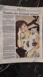 GÜNEŞ EKRAN GAZETESİ - 21 TEMMUZ 1990 -Merih Akalın- RAGUEL WELCH 'DEN BİR KOMEDİ FİLMİ  - DENİZ GÖKÇER VE YALÇIN GÜLHAN - DEMET AKBAĞA,SÖZ SIRASI GENÇLERİN - FATOŞ YAZGAN , MİNE ŞENHUY , FARUK TEBER , VE ERCAN YAZGAN - ALİ SAMİ ALKIŞ , DÜŞEN YAPRAK , DALINA KONMAZ - ALTIN GÜVERCİN , NÜKHET DURU , REZZAN YÜCEL , CEM KARACA  - MERİH AKLIN - AYDAN ŞENER YENİDEN KAMERA KARŞISINA GEÇTİ - MİİCHAEL ,ADA - KATHERİNA HEPBUM - JOAN PACULA , SOBİBORDAN KAÇIŞ - PETER BERG -