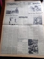 Vatan Gazetesi - 14 Mart 1953 - Paris'e Yolculuk Yazan Ahmet Emin Yalman Köşe Yazısı - Türk Fransız Devletleri Arasında Sıkı İşbirliğinin Temeli Atılmıştır - Başbakan Adnan Menderes Elysee Sarayında Fransa Cumhurbaşkanı Vincent Auriol İle Görüşürken - Neriman Eski Mısır Kralı Faruk'la Cehennem Hayatı Yaşıyordum Dedi - Şehir Ortasında Yapılan Gangsterlik Denizcilik Bankasının Mutemedi Soyuldu - Bir Çek Uçağı Batıya Geçti - İzmir Pamuk Kongresi Sona Erdi - 14 Mart Neden Tıbbiyeliler Bayramıdır - Kadınlar Tekkesi Yazan Refik Halid Karay Yazı Dizisi - Türk Devrim Ocakları Avrupa Günü Yapıldı - Onbir Mau Mau İdam Edildi - Uzakdoğu'dan Hakikatler Ve Masallar Yazan Altemur Kılıç Yazı Dizisi - Meksika Yazan Leyla Kara Yazı Dizisi - Dinlediklerimiz Celal İnce - Radyo Amatörlüğü - Türkiye'de Yerleşen Batı Trakyalıların Mülkleri - Krem Pertev - Velox Süt Makineleri - Gripin - Necipbey Kremleri - İstanbul Ankara İzmir Radyosu Programı - Derman Ağrı Kesici