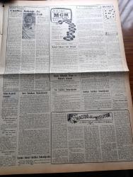 Vatan Gazetesi - 3  Nisan 1953 - Zararlı Bir Teşebbüs Yazan Ahmet Emin Yalman Köşe Yazısı - Kore'de Esirlerin Durumu Pazartesi Görüşülecek - Kızıl Çin Başbakanı Çu En Lai - Profesör Hamit Nafiz Pamir'in Zelzeleye Dair Konferansı - Türk Alman Ticaret Görüşmeleri Kesildi - Türkiye Lüksemburg'u Dün 3 0 Mağlup Etti - Eskişehir'de Şeyh Akif'in Duruşması - NATO'dan 25 Milyon Liralık Sipariş Aldık - Milliyetçiler Derneği Davasında Mahkeme Hakimi Red Talebini Reddetti - Kadınlar Tekkesi Yazan Refik Halid Karay Yazı Dizisi - Fenerbahçe Vapuru Dün Geldi - Büyük Sanatkar Hazım'ın Ölümünün 9. Yıldönümü - Koyun Ve Kuzu Eti Fiyatları Arttı - Türkiye Suriye'yi Protesto Etti - Seyhan Ve Ceyhan Nehirleri Yükseldi - Profesör Burhanettin Berker'in Cenazesi Dün Kaldırıldı- Yugoslavya Son Harp Esirlerini De Serbest Bırakıyor - Mapusane Çeşmesi Yazan Mehmet Yanık Yazı Dizisi - Kremlin'in Yeni Hükümdarı Georgie Malenkov Yazan Albay İlya Molin Yazı Dizisi - Sinema Tenkidleri Yazan Atilla İlhan -Caniler Sokağı