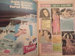 Pazar Haftalık Aktüalite Sinema Tiyatro Müzik ve Magazin Dergisi - 10 Mart 1972 - Sayı:807 - Fatma Girik - Meral Zeren - Fatma Girik sinemaya ara verdi - Sahneden ayrılamıyor - Şantöz Zeynep perdede şansını tekrar deniyor - Süleyman Turan - Feyzi Tuna - Ayhan Işık - Yeşilçam eski defterleri karıştırıyor - Quink Mürekkep Reklamı - Erol Taş - Yıldıray Çınar - Arzu Okay - Niyazi Er - Orhan Günşiray, Fikret Hakan aynı filmde buluştular - Hüseyin Zan - Bahar Erdeniz - Yavuz Selekman - Tursil Deterjan Reklamı - Bir çırpıda Hülya Koçyiğit - Ulvi Doğan - Erol Taş - Metin Erksan - Selim Soydan - Kamuran Ballı, Kanada'ya gitti - Nazmi Özer - Salih Güney'in ikinci evlilik denemesi - Salih Güney - İpek Eken - Seyhan Gümüş'ün soyundukça şansı açılıyor - Tarlakuşu Yeşilçam'a kondu - Memur Oyuncu - Beyza Başar - Peri Han, Yılmaz Güney'in filminde - Claudia Villa - Grace Kelly - Rose Mari Kanzler - Birtane Güngör - Meral Zeren - Oya Peri'ye Nazar Değdi - Hülya Tuğlu - Serdar Gökhan - Tam Takım Dergi