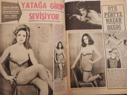 Pazar Haftalık Aktüalite Sinema Tiyatro Müzik ve Magazin Dergisi - 10 Mart 1972 - Sayı:807 - Fatma Girik - Meral Zeren - Fatma Girik sinemaya ara verdi - Sahneden ayrılamıyor - Şantöz Zeynep perdede şansını tekrar deniyor - Süleyman Turan - Feyzi Tuna - Ayhan Işık - Yeşilçam eski defterleri karıştırıyor - Quink Mürekkep Reklamı - Erol Taş - Yıldıray Çınar - Arzu Okay - Niyazi Er - Orhan Günşiray, Fikret Hakan aynı filmde buluştular - Hüseyin Zan - Bahar Erdeniz - Yavuz Selekman - Tursil Deterjan Reklamı - Bir çırpıda Hülya Koçyiğit - Ulvi Doğan - Erol Taş - Metin Erksan - Selim Soydan - Kamuran Ballı, Kanada'ya gitti - Nazmi Özer - Salih Güney'in ikinci evlilik denemesi - Salih Güney - İpek Eken - Seyhan Gümüş'ün soyundukça şansı açılıyor - Tarlakuşu Yeşilçam'a kondu - Memur Oyuncu - Beyza Başar - Peri Han, Yılmaz Güney'in filminde - Claudia Villa - Grace Kelly - Rose Mari Kanzler - Birtane Güngör - Meral Zeren - Oya Peri'ye Nazar Değdi - Hülya Tuğlu - Serdar Gökhan - Tam Takım Dergi