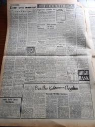 Vatan Gazetesi - 26 Mart 1953 - Ahmet Emin Yalman Köşe Yazısı - Bazı Yerlerde Yeni Zelzeler Oldu - Ana Kraliçe Mary Evvelki Gece Öldü - İnkılabının Dört Düşmanı Vardır- Trafik Kanunu Dün Görüşüldü - Milletlerarası Kalkınma Bankası Türkiye'ye Kredi Verecek - Mısır'da Cumhuriyetİ İlan Edecek - Türk Ocaklarının 41. Yıldönümü Kutlandı - Ben Bir Kahraman Değilim Yazan Willie Sutton Yazı Dizisi - Cerrahpaşa Hastanesi'nde Konser - Tekelin Geçen Yıl Hasılatı 235 Milyon Lira - Hoş Memo Karikatür - Tariş'in 50 Milyon Liralık Açığı İçin Hükümet Kredi Açacak - Stalin'den Sonra Peykler Ne Olacak Yazan George W. Herald Yazı Dizisi - Meksika Yazan Leyla Kara Yazı Dizisi - Monte Carlo Gazinosu Kapatılmayacak - Macera Bu Akşam Başlıyor Yazan Robert Collard Yazı Dizisi - Büyük Türk Postacısı Agah Efendi - İktisat Ve Piyasa - Ha La Peynir Mayaları - Radyolin - Arı Bisküvileri - Sana Nebati Margarin - General Electric - Fransa Genel İşçiler Konfederasyonu Başkanı Aranıyor - Hind Ordusu