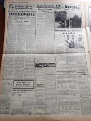 Vatan Gazetesi - 26 Mart 1953 - Ahmet Emin Yalman Köşe Yazısı - Bazı Yerlerde Yeni Zelzeler Oldu - Ana Kraliçe Mary Evvelki Gece Öldü - İnkılabının Dört Düşmanı Vardır- Trafik Kanunu Dün Görüşüldü - Milletlerarası Kalkınma Bankası Türkiye'ye Kredi Verecek - Mısır'da Cumhuriyetİ İlan Edecek - Türk Ocaklarının 41. Yıldönümü Kutlandı - Ben Bir Kahraman Değilim Yazan Willie Sutton Yazı Dizisi - Cerrahpaşa Hastanesi'nde Konser - Tekelin Geçen Yıl Hasılatı 235 Milyon Lira - Hoş Memo Karikatür - Tariş'in 50 Milyon Liralık Açığı İçin Hükümet Kredi Açacak - Stalin'den Sonra Peykler Ne Olacak Yazan George W. Herald Yazı Dizisi - Meksika Yazan Leyla Kara Yazı Dizisi - Monte Carlo Gazinosu Kapatılmayacak - Macera Bu Akşam Başlıyor Yazan Robert Collard Yazı Dizisi - Büyük Türk Postacısı Agah Efendi - İktisat Ve Piyasa - Ha La Peynir Mayaları - Radyolin - Arı Bisküvileri - Sana Nebati Margarin - General Electric - Fransa Genel İşçiler Konfederasyonu Başkanı Aranıyor - Hind Ordusu
