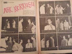 Pazar Haftalık Aktüalite Sinema Tiyatro Müzik ve Magazin Dergisi - 28 Şubat 1965 - Sayı:440 - Taş Bebek Gönül Yazar soyundu - Genç Kız Kalbi - Yenilmez Yumruk çizgi romanları - Aşk Korkusu Fotoromanı - Boncuk Çizgi Romanı - Doktor Kilder - Kırık Kalp Çizgi Romanları - Yıldırım Gürses, Altın Mikrofon'u alırken sevinç gözyaşları döktü - Cihat Günay - Çetin Yavuzdoğan - Nejat Toksay - Metin Yavuzdoğan - Avni Sürel - Muzaffer Gür - Berç Kürkçü - Mesut Aytunca - Erol Bilen - Koral Yılmaz - Etem Tark - Bekarlığa Veda - Ayhan Işık - Fatma Girik - Ajda Pekkan - Belgin Doruk - İzzet Günay - Osman Faruk Seden kimdir? - Meşhur yıldızları bana sorun - Leyla Sayar - Cehennemde Bir Melek - Nüveyre Gültekin - Hanımlarla Başbaşa - Zeynep Berk - Pratik Tavsiyeler - Saçlarınıza itina ediniz - Bu hayattaki yıldızınız - Agata İravy - Kalpten Kalbe - Leyla Soykut - Catherine Deneuve - Hasbi Tembeler çizgi romanı fotoğraf ve haberi - Tam Takım Dergi