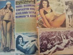 Pazar Haftalık Aktüalite Sinema Tiyatro Müzik ve Magazin Dergisi - 1976 Yılı - Sayı:1043 - Feri Cansel - Prenses Banu - Cüneyt Arkın oğluna Kaan adını koydu - Betül Işıl - Yeşilçam Adapazarı şöleninde buluştu - Kaleci Varol - Güler Gürsoy - Nalan Çöl - Mine Sarı - Nil Demirhan - Hülya Tuğlu - Müge Güler - Hüseyin Baradan - Alev Altın - Yılmaz Duru - Nevin Nuray - Betül Aşçıoğlu - ORhan Alkan - Ülkü Erakalın - Yeşim Yükselen - ''Esire'' cömertçe soyunuverdi - Ülkü Özen müzikten başka şey düşünmüyor - Funda Balcı ruhsal bunalımdan kurtulmak amacıyla Avrupa'yı dolaşacak - Türkan Şoray hem sarhoş oldu hem şarkı söyledi hem de dans etti - Harika Değirmenci konfeksiyon kralı sevgilisinin yatıyla Marmara'ya açıldı - Mine Sun da şarkıcı oldu - Sevgilisi Ünal Çulha, İzmir'de aşka dalan Mine Mutlu sonunda isyan bayrağı açtı - ''Bu hayat canıma tak dedi artık evlenmek istiyorum'' dedi - Arzu Okay iki gün sahneye çıkamadı - Feridun Hürel - Deniz Erkanat - Sevinç Tevs - Şehrazat - Tam Takım Dergi