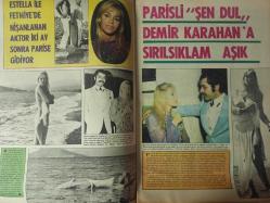 Pazar Haftalık Aktüalite Sinema Tiyatro Müzik ve Magazin Dergisi - 12 Kasım 1971 - Sayı:790 - Esen Püsküllü - Gamze Öz - Devlet Devrim'in çoktandır sesi çıkmıyordu - Metin Ersoy - Yeşilçam'da yabancı artistler cirit atıyor - Christine PEtersen - Fikret Uçak - Bu da Yerli Malı Brigitte Bardot - Beyaz Başar - Demir Karahan - Estella Blain - Gülay alp - Her yerde seks var - Gamze Öz - Soyunan Soyunana - Özcan Tekgül - Yeşim yükselen - Semra Yıldız - Ayhan Işık - Danyal Topatan - Ayhan Işık - Fatma Girik - Belgin Doruk - Tursil Deterjan Reklamı - Hamamdan sonra çıplak göle girdi - Mine Mutlu Vamp Yıldızlara Taş Çıkartıyor - Sevgi Can - Bilal İnci - Süleyman Turan - Eşref Kolçak - Sinemaya Soyunarak Döndü - Özcan Tekgül hala ''Yirmi Yaş Aşkı'' yaşıyor - Özcan Tekgül - Yeşilçam'da muz mevsimi - Enver Özen - Nebahat Çehre - Aynur Akarsu fotoğraf ve haberi - Tam Takım Dergi